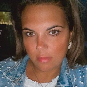 Meet your Posher, Sarina